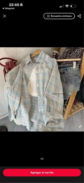 Camisa de cuadros azul y blanca