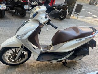 Piaggio Medley 125 Blanca