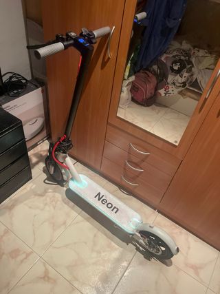 Patinete Eléctrico Neon Blanco