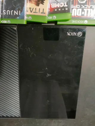 Xbox one con giochi e controller