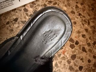 Mocasines H&M negros efecto cocodrilo talla 36