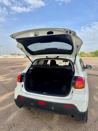 Mitsubishi ASX 2011