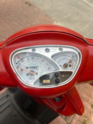 Kymco Like 50 Roja Scooter Automática