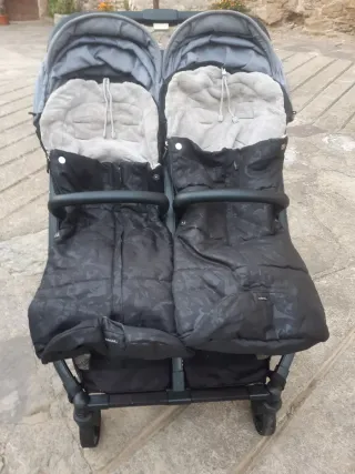 Carro gemelar, sacos de invierno, protector lluvia
