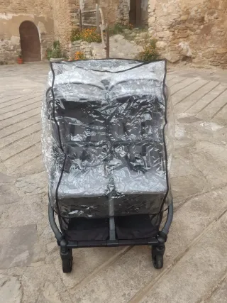 Carro gemelar, sacos de invierno, protector lluvia