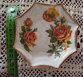 Grazioso piattino - anni 50 Romany Rose