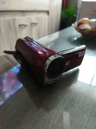 Cámara JVC Everio GZ-HM450-R Roja