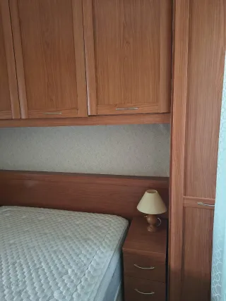 Dormitorio puente madera