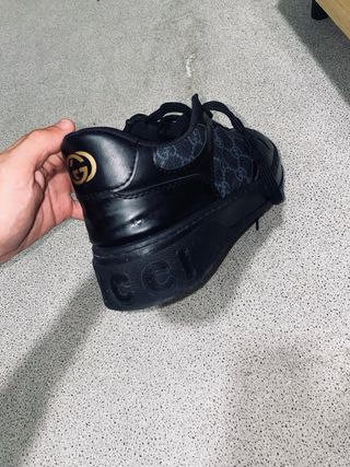 Zapatillas Gucci Negras y Grises