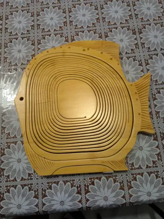Cesto portaroba a forma di pesce in bambù