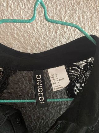 Camisa H&M encaje sin mangas