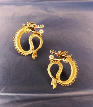 Pendientes Dragón Acero Inox chapados Oro y Perlas
