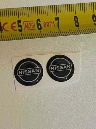 Mini pegatinas Nissan (2 unidades)