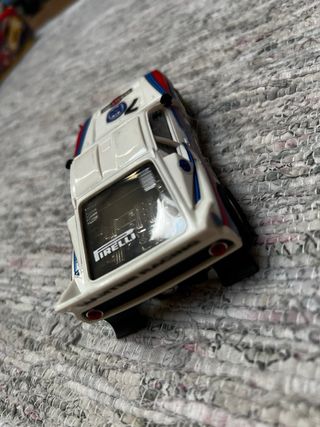 Lancia Martini Rally 037 Scalextric