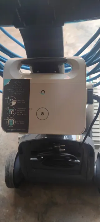 Robot limpiafondos Dolphin