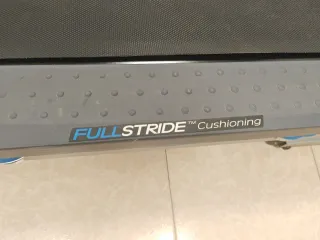 Cinta de correr profesional Healthrider H100T