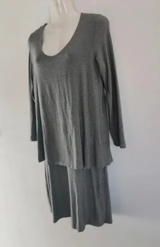 Vestido gris satinado