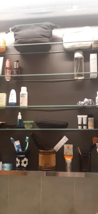 Armario de baño con espejo