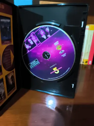 Babylon 5 Cuarta  temporada, completa. DVD