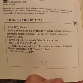 #8-040. Malú y el marciano del ordenador