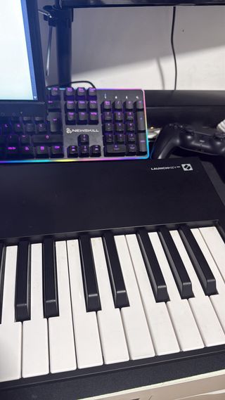 Controlador MIDI Novation Launchkey 61