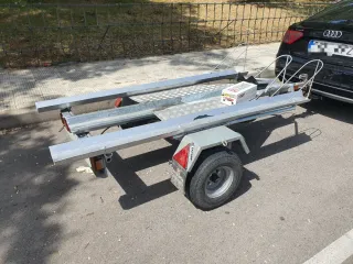 Alquiler remolque ligero