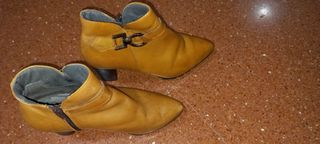 Botas de tacón amarillas