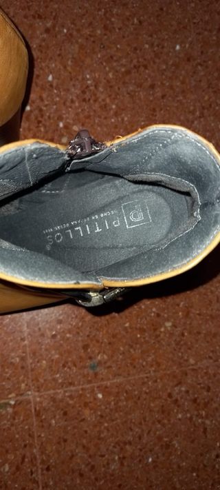 Botas de tacón amarillas
