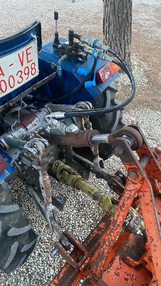 Tractor Ebro A21-L articulado