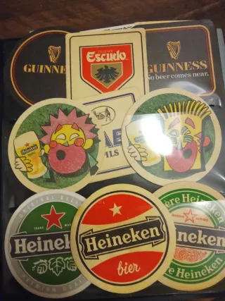 Collezione di sottobicchieri per birra