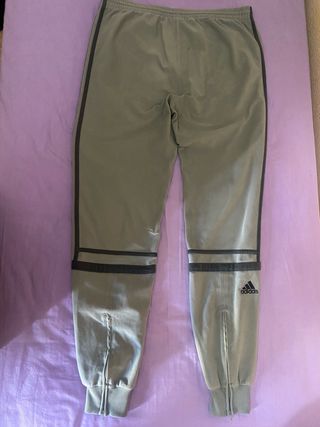 Pantalón Adidas Challenger Caqui/Gris