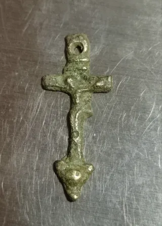 Crucifijo antiguo devocional del S. XVIII