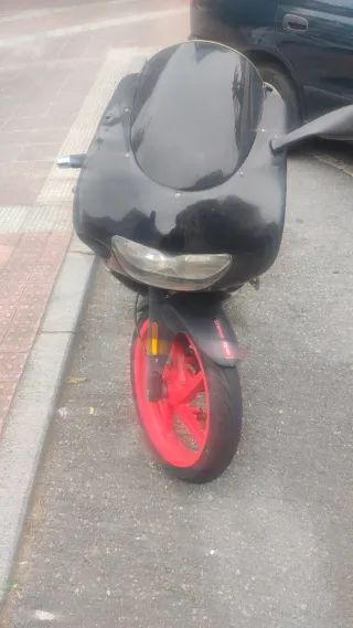 Aprilia RS50 Negra
