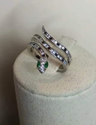 Anillo Serpiente Acero Inox  plata y Zirkonitas