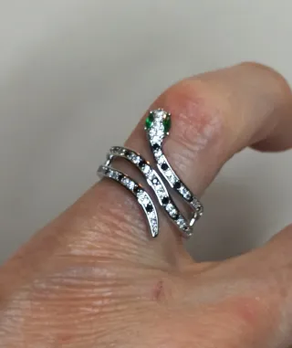 Anillo Serpiente Acero Inox  plata y Zirkonitas
