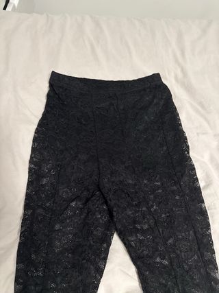 Pantalones de encaje acampanados negros