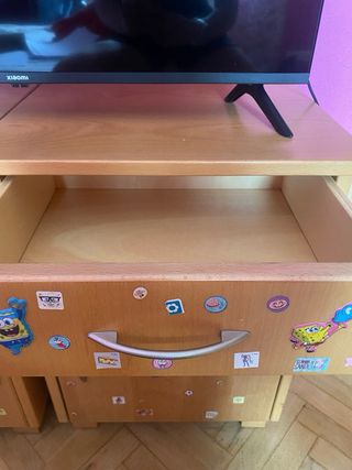 2 Mesitas de Noche Infantiles