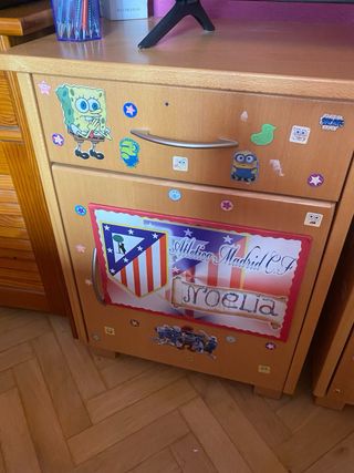 2 Mesitas de Noche Infantiles
