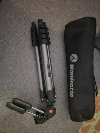 Trípode Manfrotto