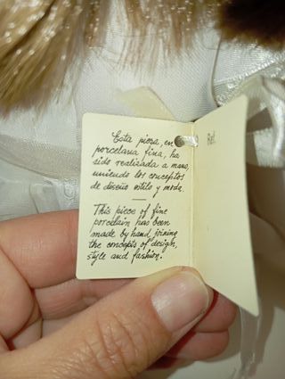 Muñeca porcelana artesanal FANAS
