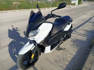 Yamaha X-MAX 250 2010 - 35.000 km