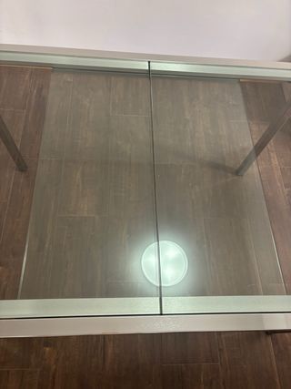 Mesa extensible cristal y metal Ikea