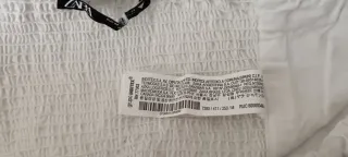 Top blanco fruncido strapless