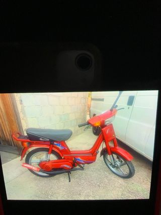 Vespino NL Roja con ITV Reciente