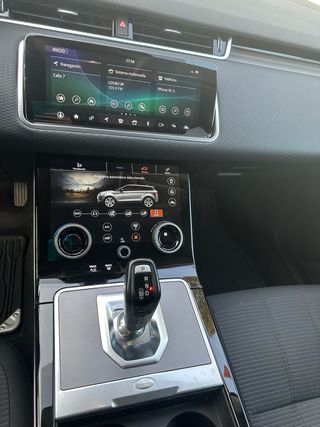 mRange Rover Evoque 2.0 D150 HSE AUTO 4WD