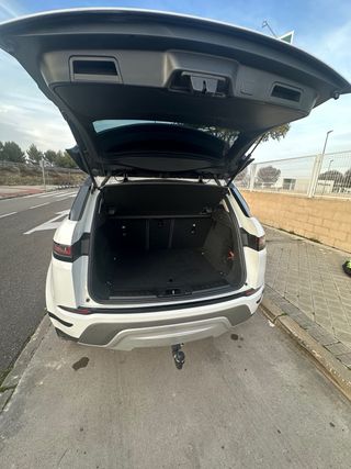 mRange Rover Evoque 2.0 D150 HSE AUTO 4WD