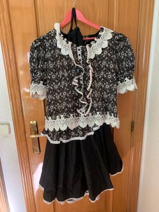 Traje de Chulapa Negro y Blanco, echo a mano.