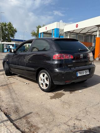 SEAT Ibiza 2004