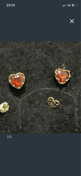 Pendientes Corazón Rojo y Dorado