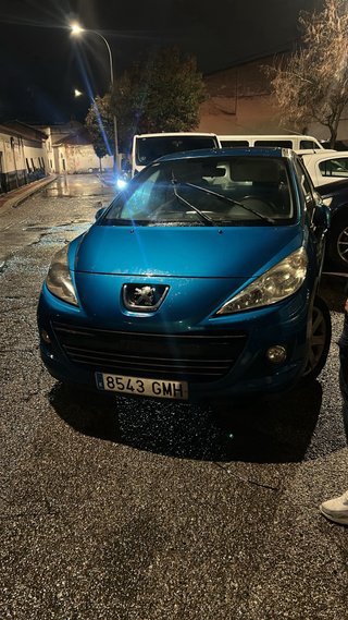 Peugoet 207 207 hdi 2009